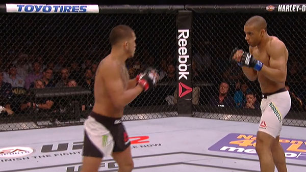 Anthony Pettis contre Edson Barboza