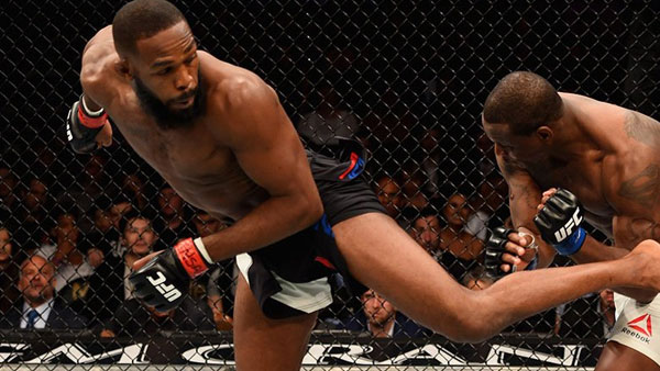 Jon Jones contre Ovince St. Preux