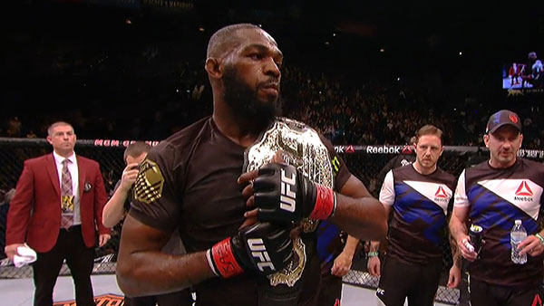 Jon Jones contre Ovince St. Preux