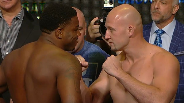 Walt Harris contre Cody East