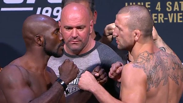 Kevin Casey contre Elvis Mutapcic