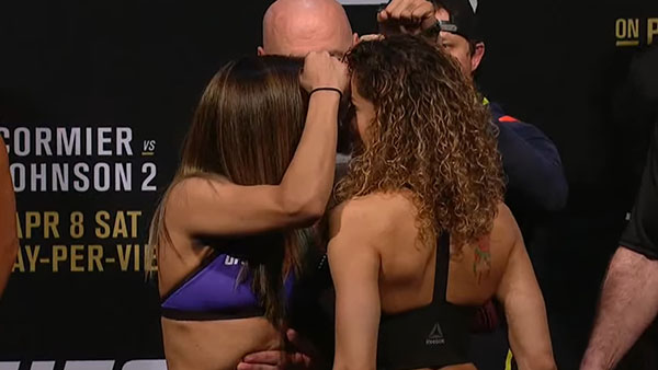 Cynthia Calvillo contre Pearl Gonzalez