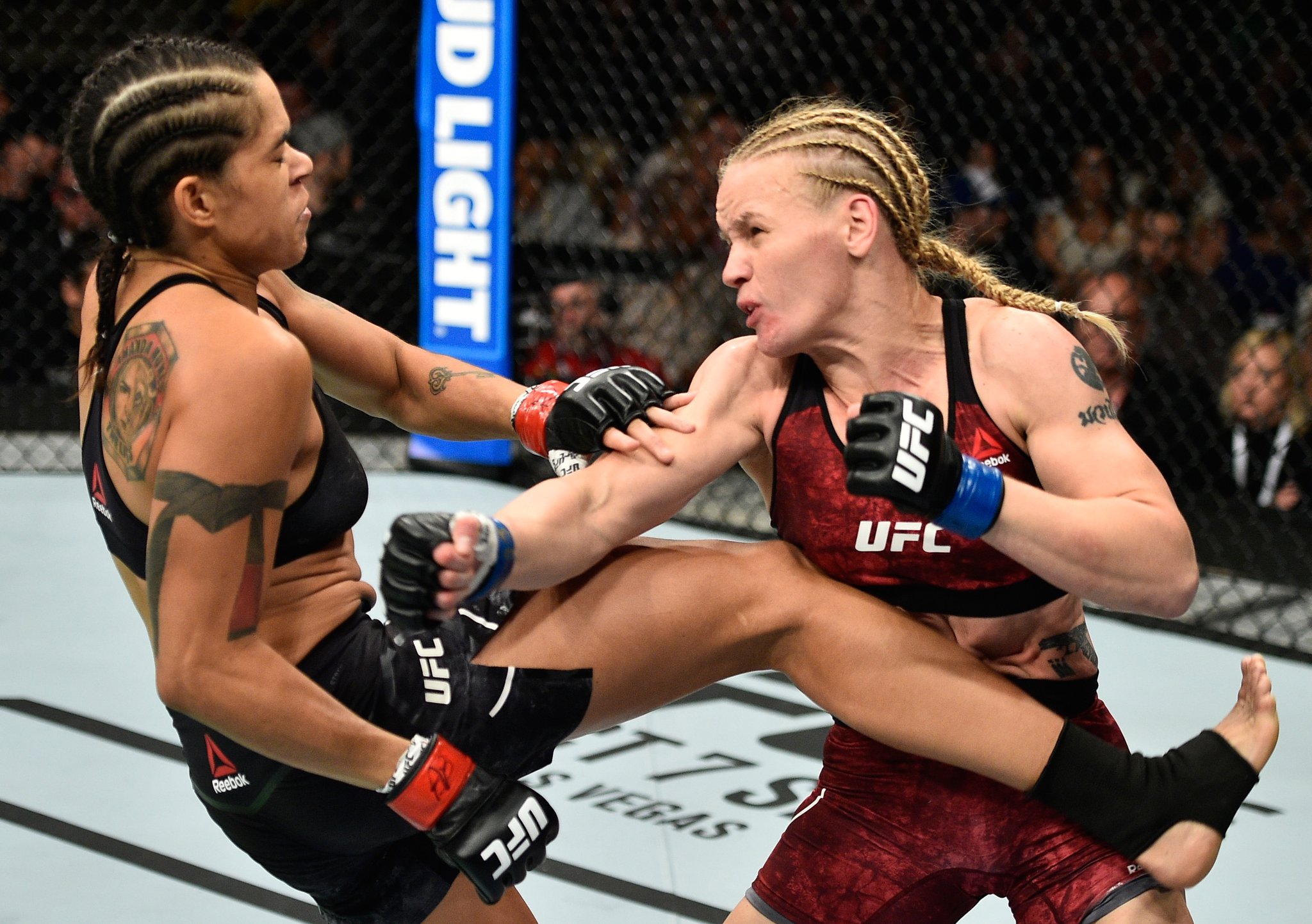 Amanda Nunes contre Valentina Shevchenko