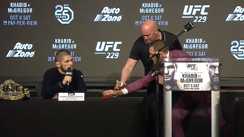 Khabib Nurmagomedov contre Conor McGregor