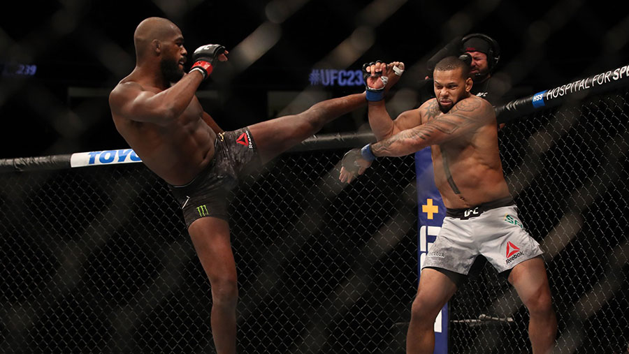 Jon Jones contre Thiago Santos