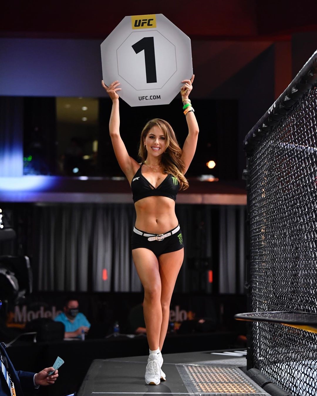 UFC 252 : octagon girls