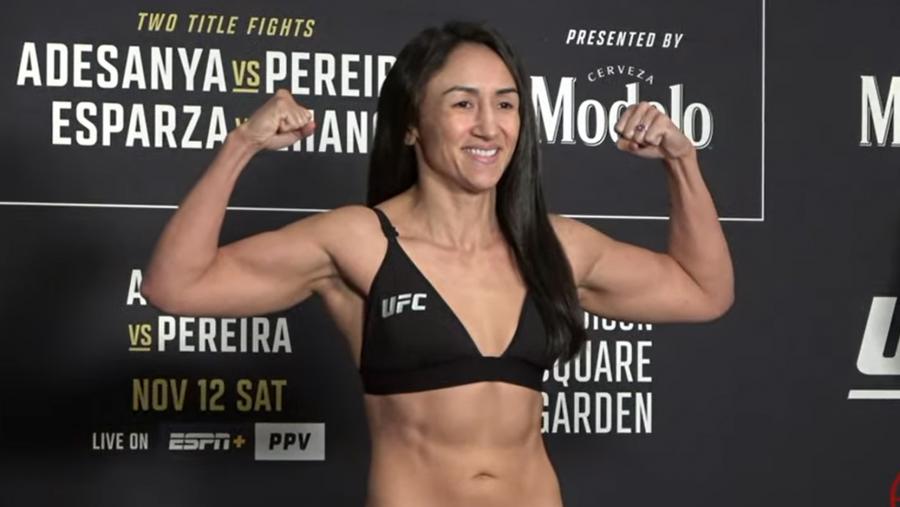 UFC 281 - Carla Esparza