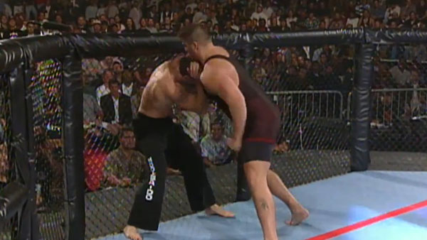 Paul Varelans contre Mark Hall 