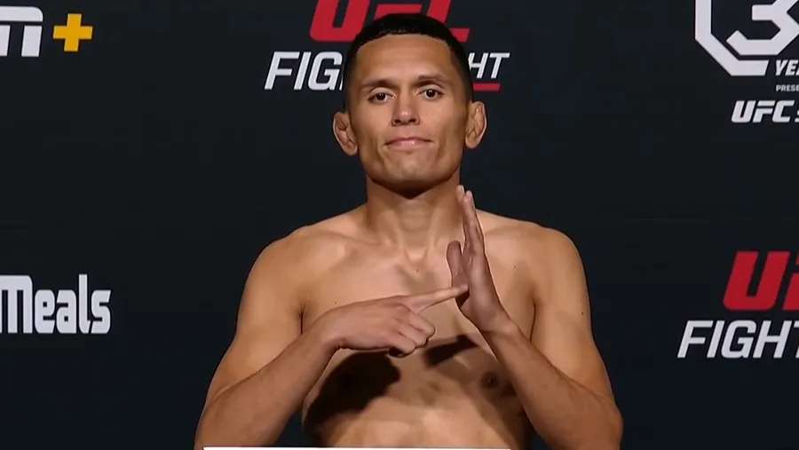 UFC Vegas 75 - Carlos Hernandez